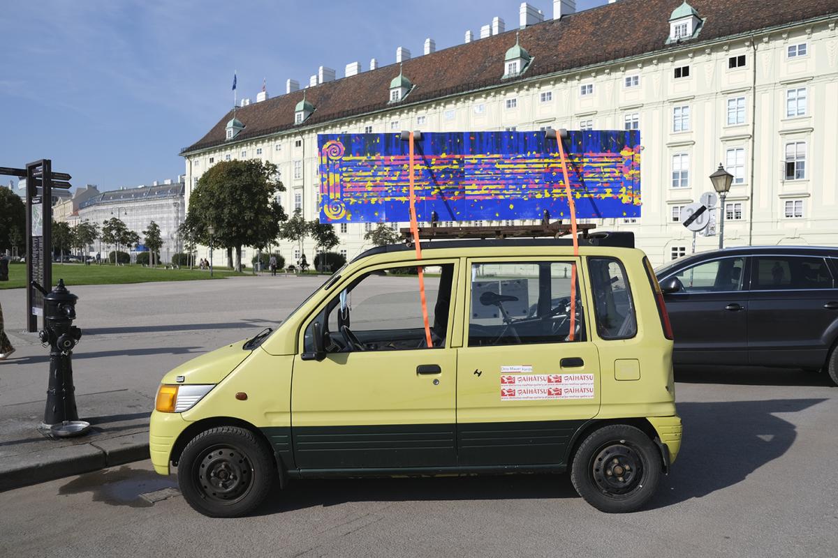 Ines Hochgerner: Popular (Installation)